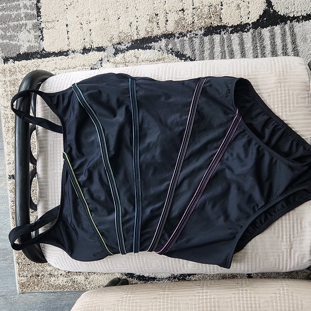 One piece womens swimsuit